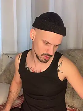 AssHunter4k online show from 02.24.25