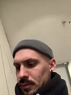 AssHunter4k online show from 03.04.25