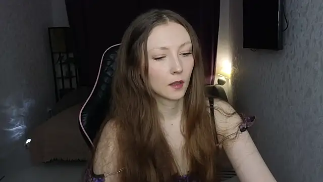 Snapshot of Sweeet_Lilit chatting on 05.21.26 Sweeet Lilit online show from 05.21.26