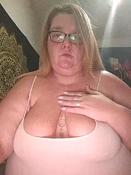 diosacurvy1984 online show from 11.20.25