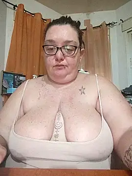 diosacurvy1984 online show from 03.24.26