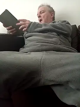 Snapshot of Paolo7619 chatting on 02.10.25 Paolo7619 online show from 02.10.25