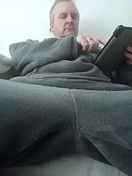 Snapshot of Paolo7619 chatting on 03.14.25 Paolo7619 online show from 03.14.25