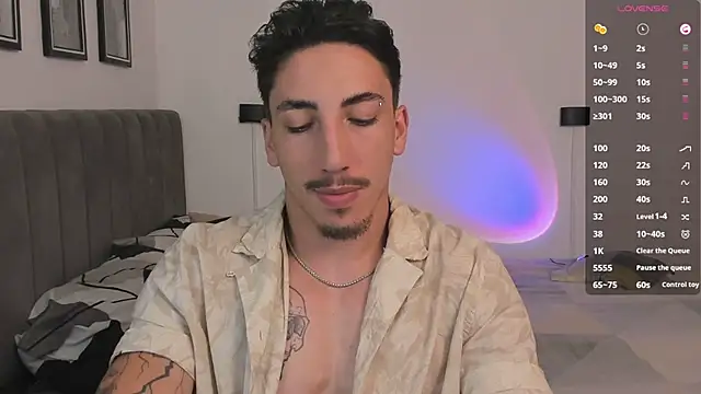 dylanspencer28 online show from 02.04.25