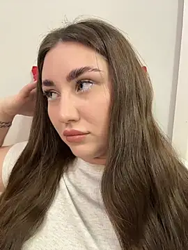 KiraBarlows online show from 02.25.26