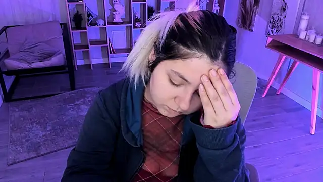 DiaAngell online show from 10.24.25