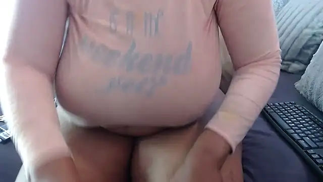 BUBBLYBUNNYxx online show from 12.05.25