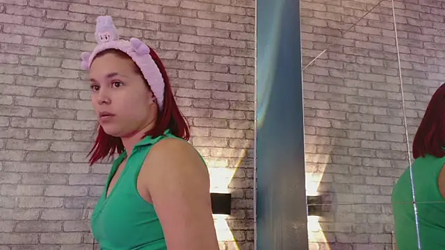 Sophie new25 online show from 03.25.26