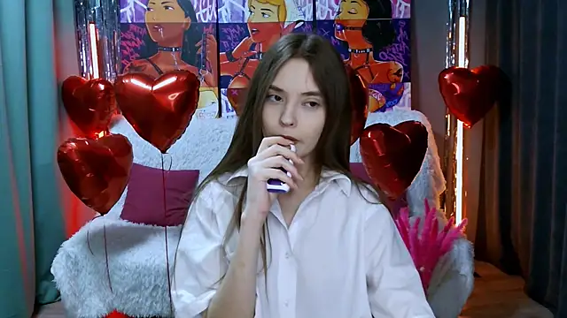 Snapshot of RayWillliams chatting on 02.22.25 RayWillliams online show from 02.22.25