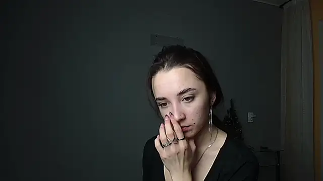 Snapshot of Eva_Gloryy chatting on 02.12.25 Eva Gloryy online show from 02.12.25