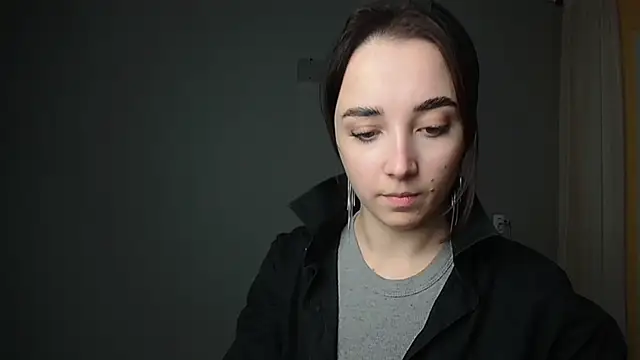 Snapshot of Eva_Gloryy chatting on 02.15.25 Eva Gloryy online show from 02.15.25