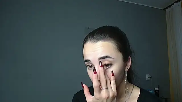 Snapshot of Eva_Gloryy chatting on 11.14.25 Eva Gloryy online show from 11.14.25