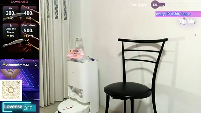 Snapshot of chanentino2 chatting on 12.18.25 chanentino2 online show from 12.18.25