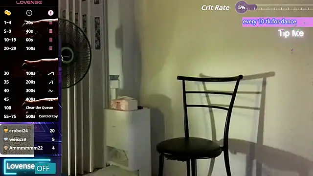 Snapshot of chanentino2 chatting on 12.22.25 chanentino2 online show from 12.22.25