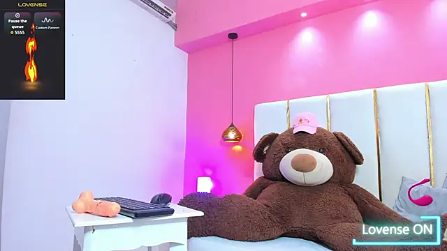 Alliison fox online show from 10.30.25