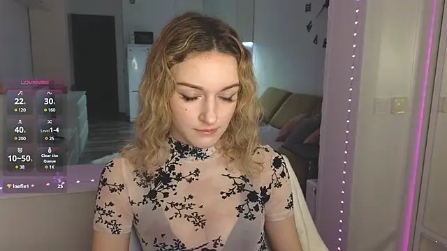 MargaretSweet1 online show from 02.21.25