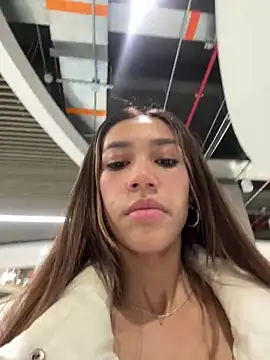 zoe storm online show from 02.22.25