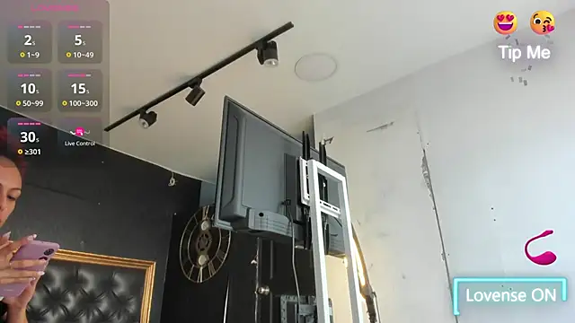 DalayMoore online show from 09.26.25