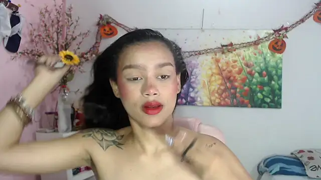 Snapshot of joker_harley18 chatting on 10.26.25 joker harley18 online show from 10.26.25