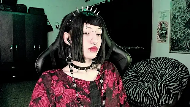 roxy toxic online show from 02.05.26