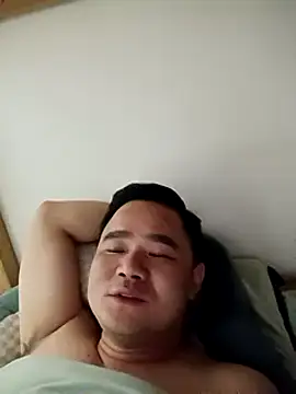 Snapshot of goodboyfcy chatting on 01.18.25 goodboyfcy online show from 01.18.25