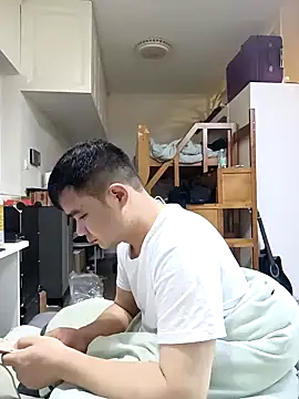 Snapshot of goodboyfcy chatting on 01.20.25 goodboyfcy online show from 01.20.25