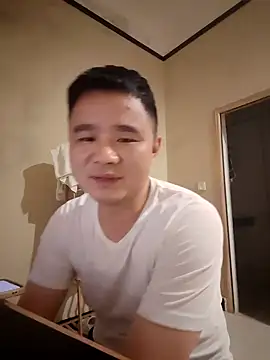 Snapshot of goodboyfcy chatting on 02.11.25 goodboyfcy online show from 02.11.25