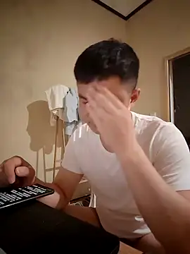 Snapshot of goodboyfcy chatting on 02.12.25 goodboyfcy online show from 02.12.25