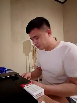 Snapshot of goodboyfcy chatting on 02.13.25 goodboyfcy online show from 02.13.25