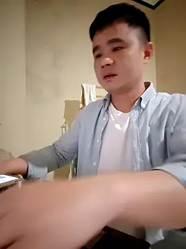 Snapshot of goodboyfcy chatting on 02.17.25 goodboyfcy online show from 02.17.25