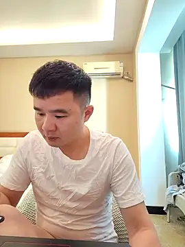 Snapshot of goodboyfcy chatting on 03.05.25 goodboyfcy online show from 03.05.25