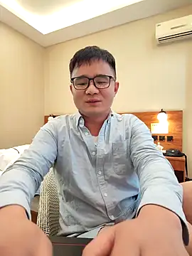 Snapshot of goodboyfcy chatting on 03.05.25 goodboyfcy online show from 03.05.25