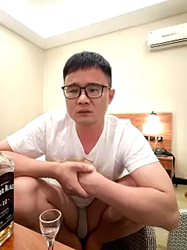 Snapshot of goodboyfcy chatting on 03.06.25 goodboyfcy online show from 03.06.25