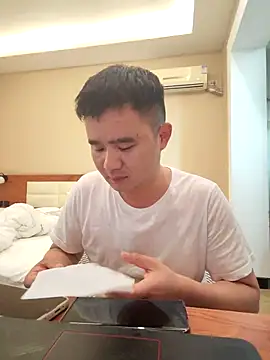 Snapshot of goodboyfcy chatting on 03.07.25 goodboyfcy online show from 03.07.25