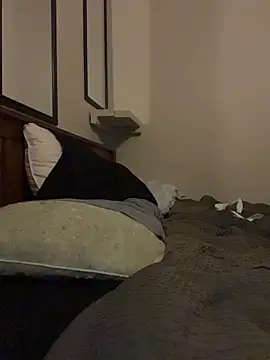 biggzee6 online show from 10.14.25