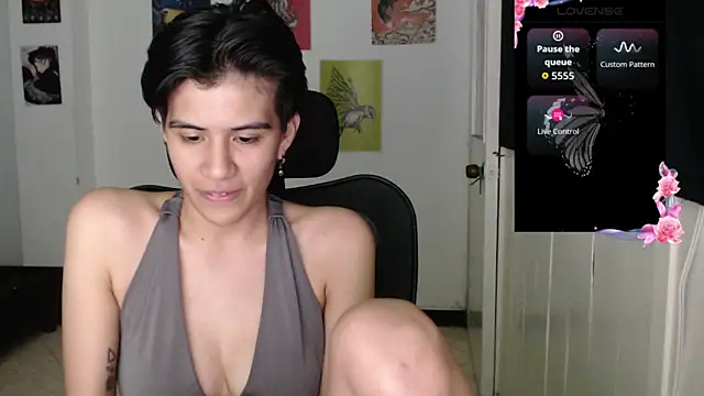 Snapshot of Dha_lia0 chatting on 12.04.25 Dha lia0 online show from 12.04.25