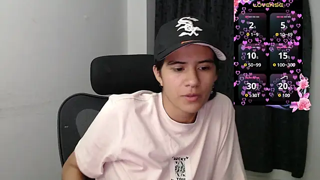 Snapshot of Dha_lia0 chatting on 02.25.26 Dha lia0 online show from 02.25.26