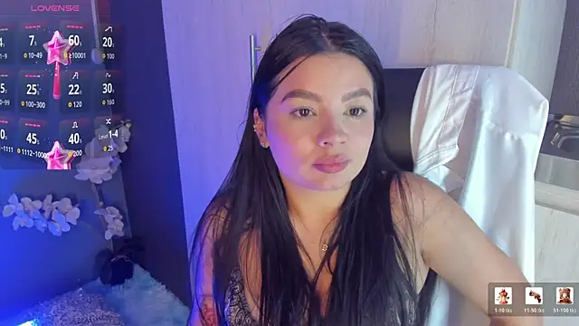 Snapshot of ValeriaOrtega chatting on 04.19.26 ValeriaOrtega online show from 04.19.26