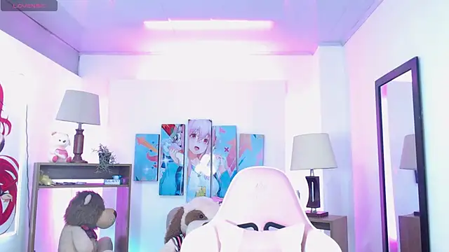 Snapshot of ashley_cute77 chatting on 02.20.25 ashley cute77 online show from 02.20.25