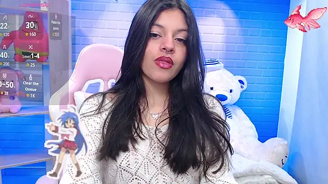 Snapshot of ashley_cute77 chatting on 09.25.25 ashley cute77 online show from 09.25.25