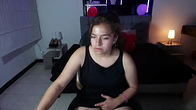 Kitten Cam online show from 02.20.25