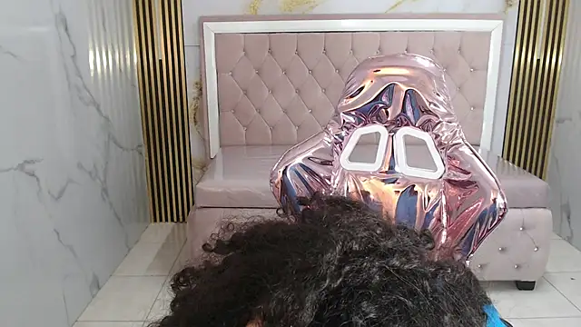 Snapshot of shalon_diaz_s chatting on 03.21.25 shalon diaz s online show from 03.21.25