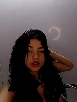 Snapshot of shalon_diaz_s chatting on 09.27.25 shalon diaz s online show from 09.27.25