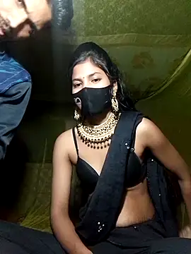 Snapshot of Hot_couple_1 chatting on 03.10.25 Hot couple 1 online show from 03.10.25