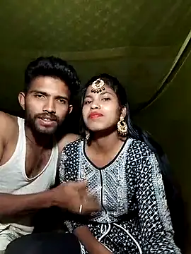 Snapshot of Hot_couple_1 chatting on 03.18.25 Hot couple 1 online show from 03.18.25