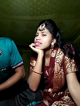 Snapshot of Hot_couple_1 chatting on 03.21.25 Hot couple 1 online show from 03.21.25