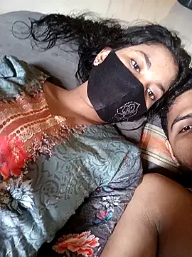 Snapshot of Hot_couple_1 chatting on 09.20.25 Hot couple 1 online show from 09.20.25