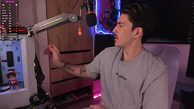 Snapshot of MaasterGerry chatting on 02.02.25 MaasterGerry online show from 02.02.25