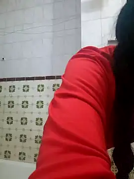 Snapshot of majdolin78 chatting on 01.31.25 majdolin78 online show from 01.31.25