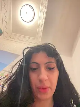 Snapshot of majdolin78 chatting on 02.20.25 majdolin78 online show from 02.20.25